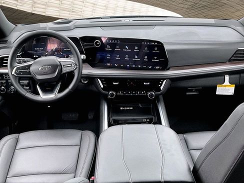 New 2026 Chevrolet Suburban Z71 w/ Comfort Package image 5