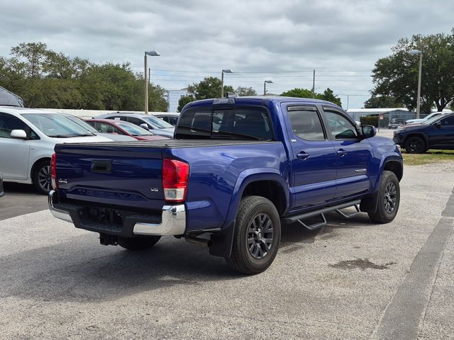 Used 2023 Toyota Tacoma SR5 AWD/4WD image 5