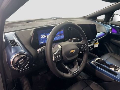 New 2026 Chevrolet Equinox EV LT image 10