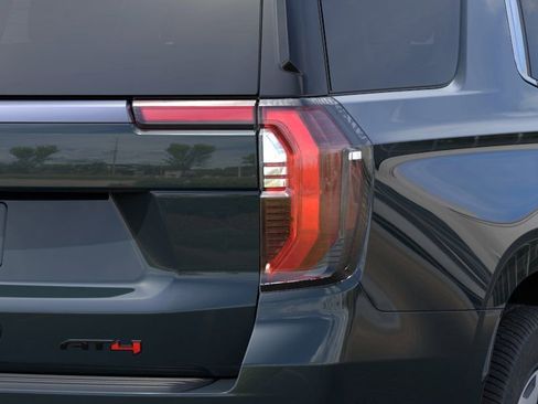 New 2026 GMC Yukon AT4 Ultimate AWD/4WD image 11
