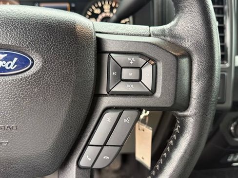 Used 2017 Ford F150 XLT w/ Equipment Group 302A Luxury AWD/4WD image 10