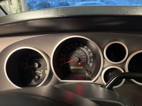 Used 2013 Toyota Tundra Grade image 12