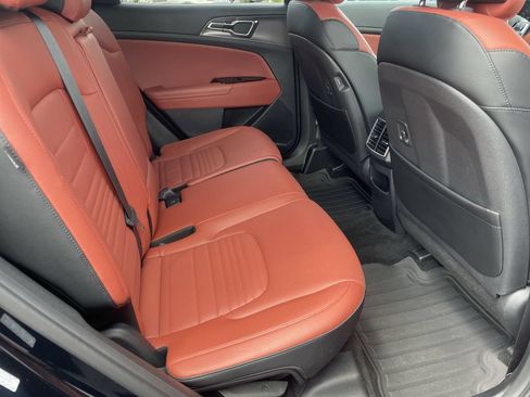 Certified 2025 Kia Sportage SX FWD image 24