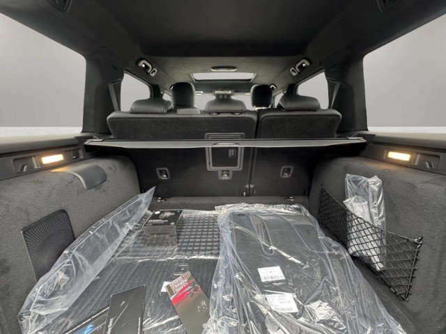 New 2027 Mercedes-Benz G 580 e image 34