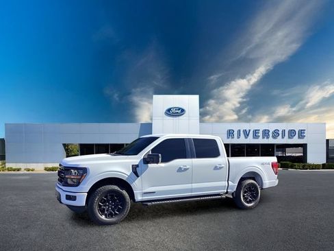 Used 2025 Ford F150 XLT w/ Equipment Group 302A MID AWD/4WD image 3