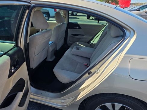 Used 2013 Honda Accord LX image 18