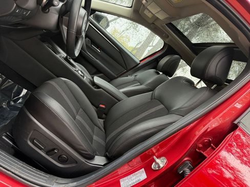 Used 2025 MAZDA CX-50 AWD 2.5 S w/ Premium Package image 25