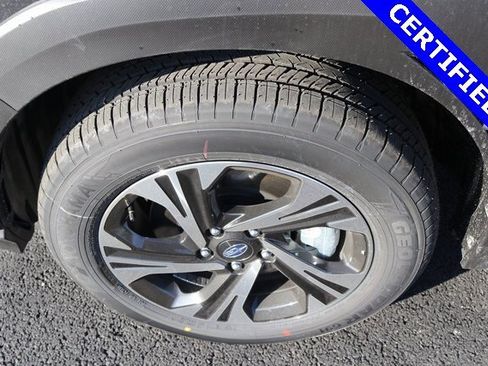 Used 2025 Subaru Crosstrek 2.0i Premium image 10