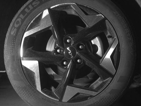 Used 2025 Kia Seltos S image 13