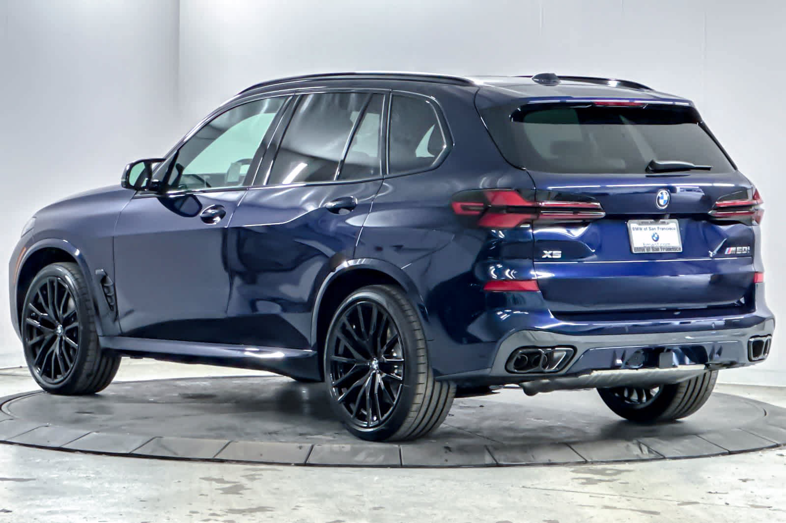 Used 2026 BMW X5 M60i w/ Executive Package AWD/4WD image 6