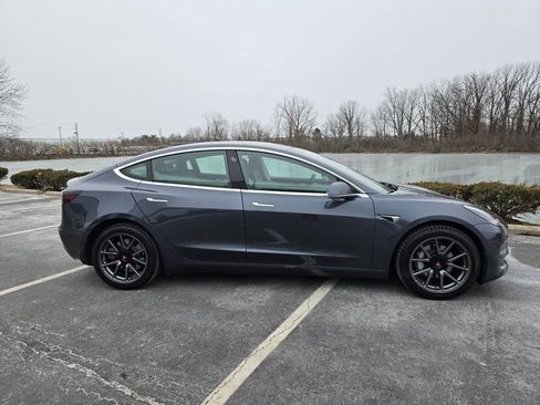 Used 2019 Tesla Model 3 Long Range image 6