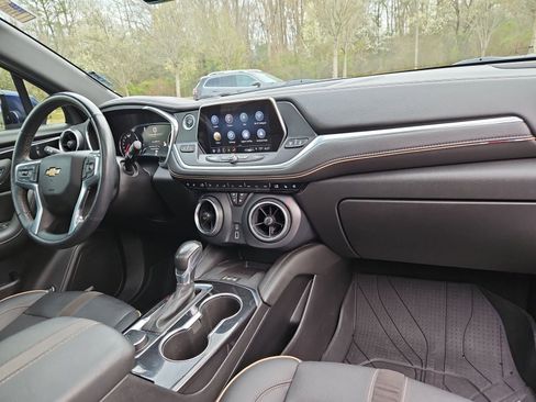 Used 2022 Chevrolet Blazer Premier w/ Enhanced Convenience Package AWD/4WD image 16