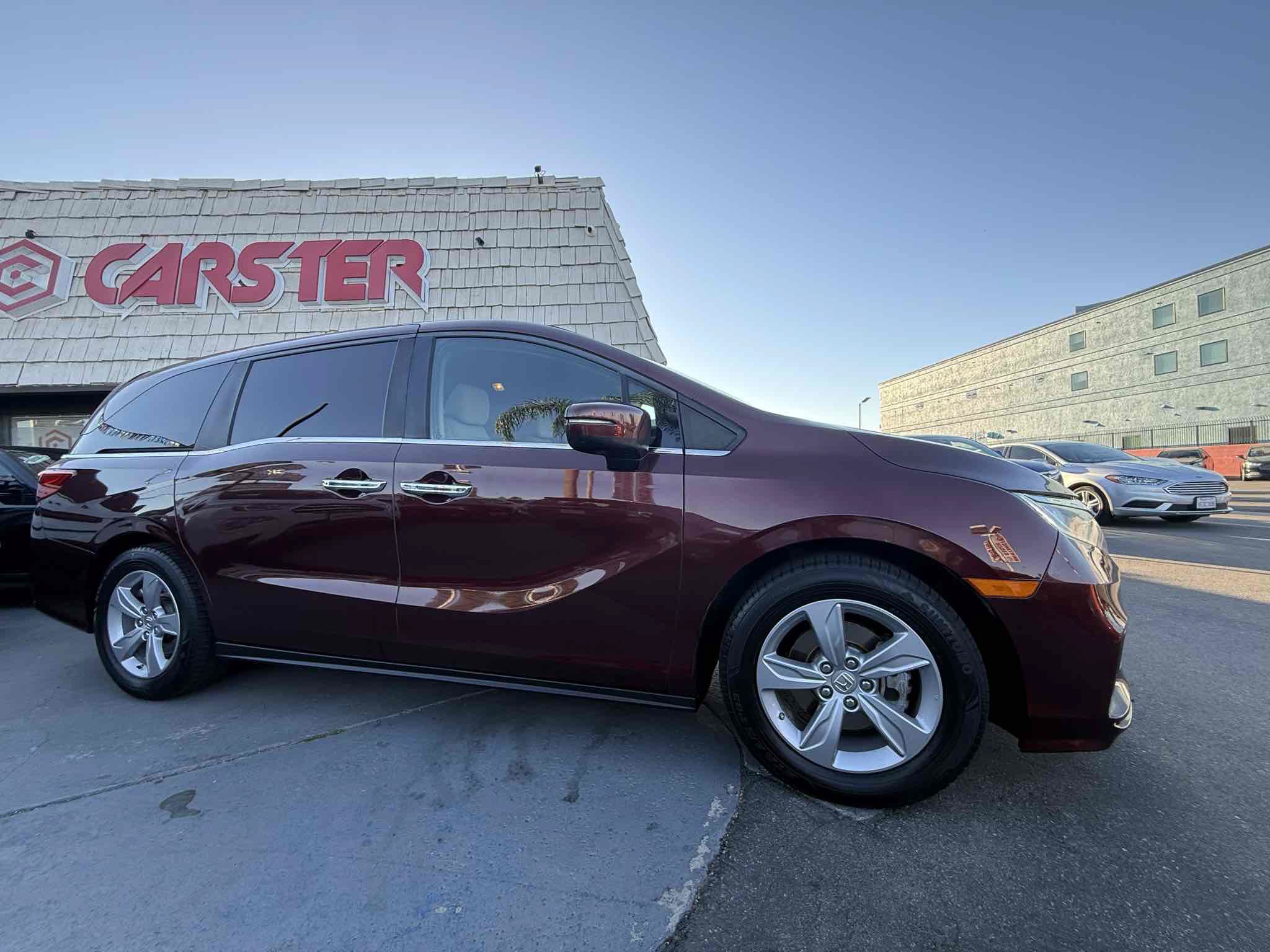 Used 2019 Honda Odyssey EX image 5