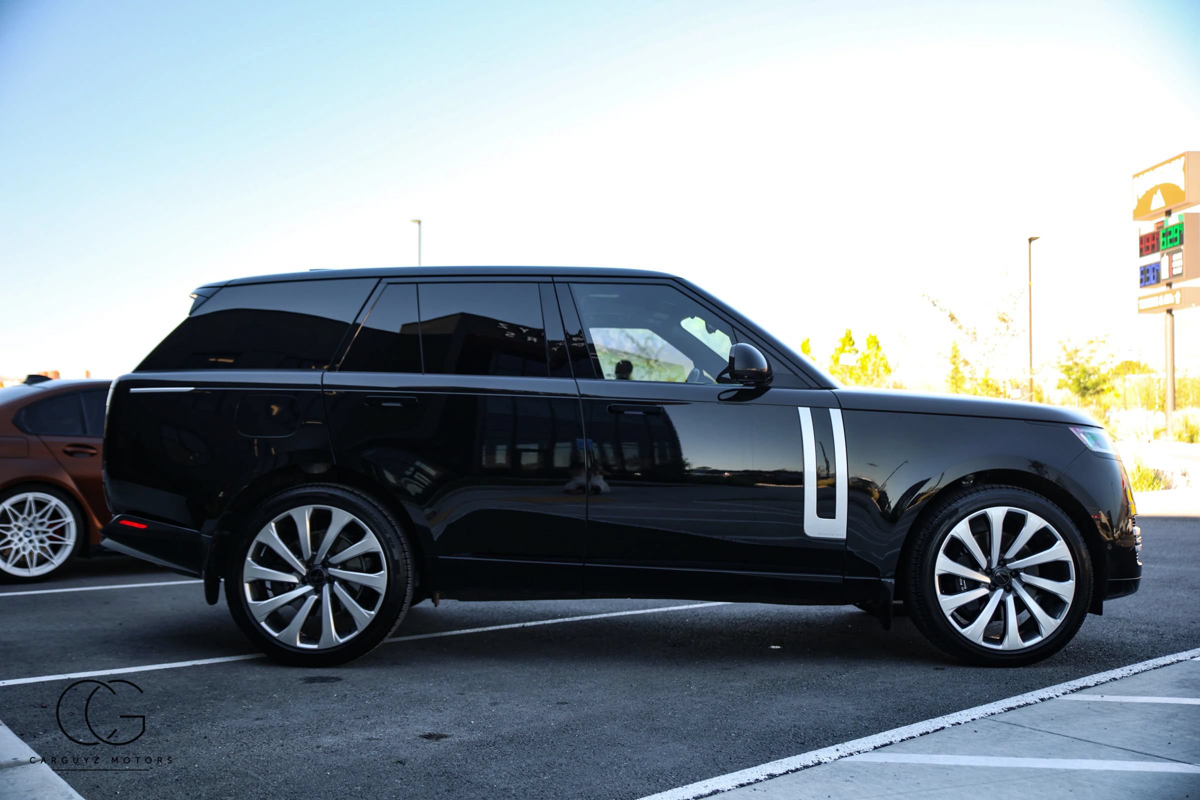 Used 2026 Land Rover Range Rover Autobiography AWD/4WD image 14