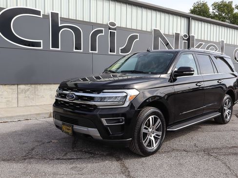 Used 2023 Ford Expedition Max Limited image 1