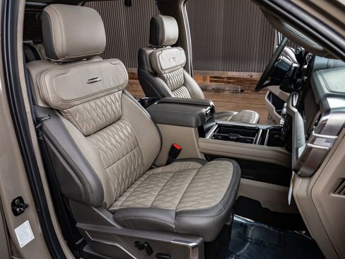 Used 2026 Ford F350 Platinum image 30