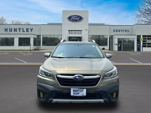 Used 2020 Subaru Outback Touring AWD/4WD image 2