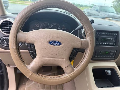 Used 2004 Ford Expedition Eddie Bauer RWD image 12