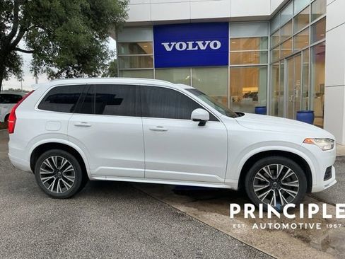 Used 2021 Volvo XC90 T5 Momentum w/ Protection Package Premier image 3