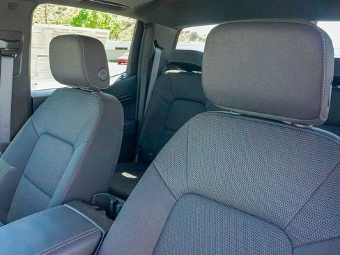 Used 2025 GMC Canyon Elevation w/ Convenience Package image 19