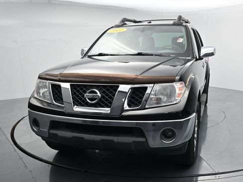 Used 2012 Nissan Frontier SL AWD/4WD image 3