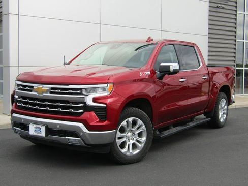 Used 2024 Chevrolet Silverado 1500 LTZ AWD/4WD image 27