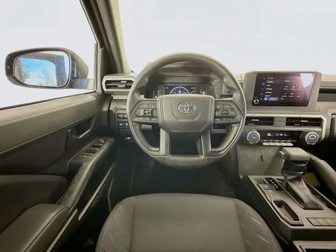 Used 2025 Toyota Tacoma SR image 21