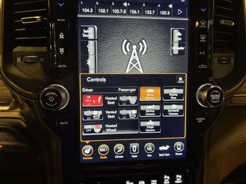 Used 2020 RAM 3500 Limited image 37