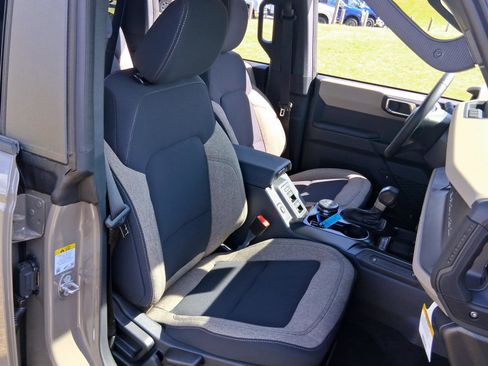 New 2026 Ford Bronco Big Bend AWD/4WD image 11
