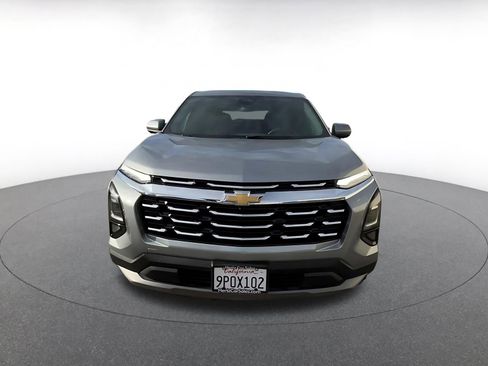 Used 2025 Chevrolet Equinox LT image 4