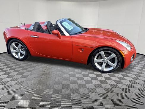 Used 2008 Pontiac Solstice GXP RWD image 24
