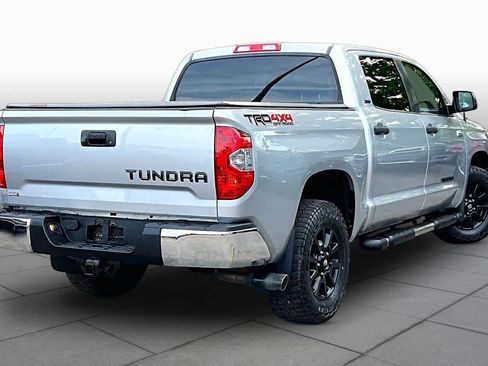 Used 2015 Toyota Tundra SR5 w/ TRD Off Road Package AWD/4WD image 13