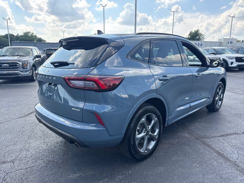 Used 2024 Ford Escape ST-Line w/ Tech Pack #1 AWD/4WD image 7