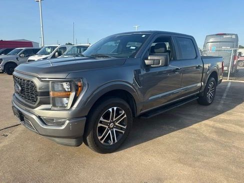 Used 2023 Ford F150 XL w/ STX Appearance Package RWD image 3