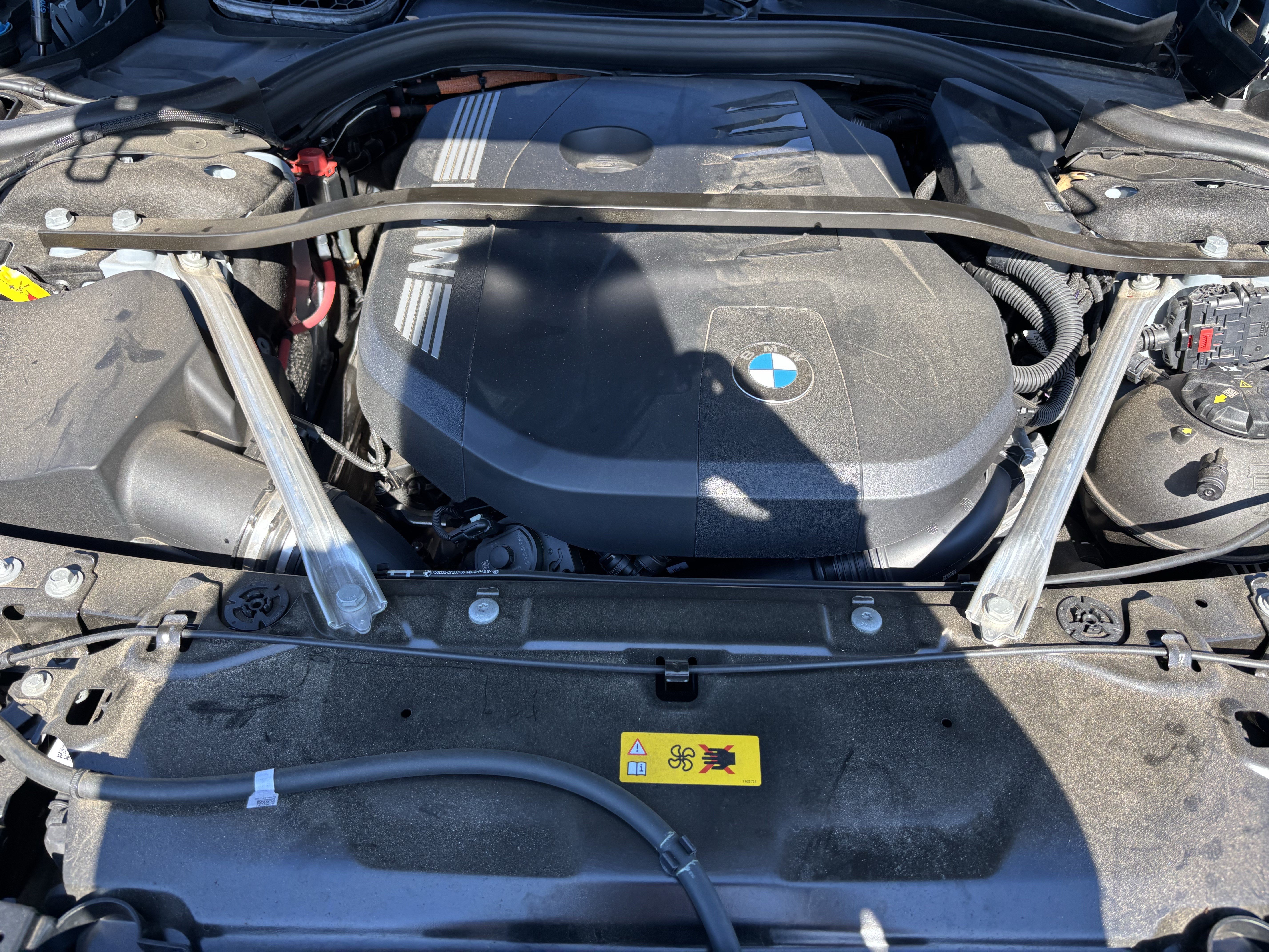 Certified 2024 BMW 750e xDrive w/ Executive Package AWD/4WD image 36