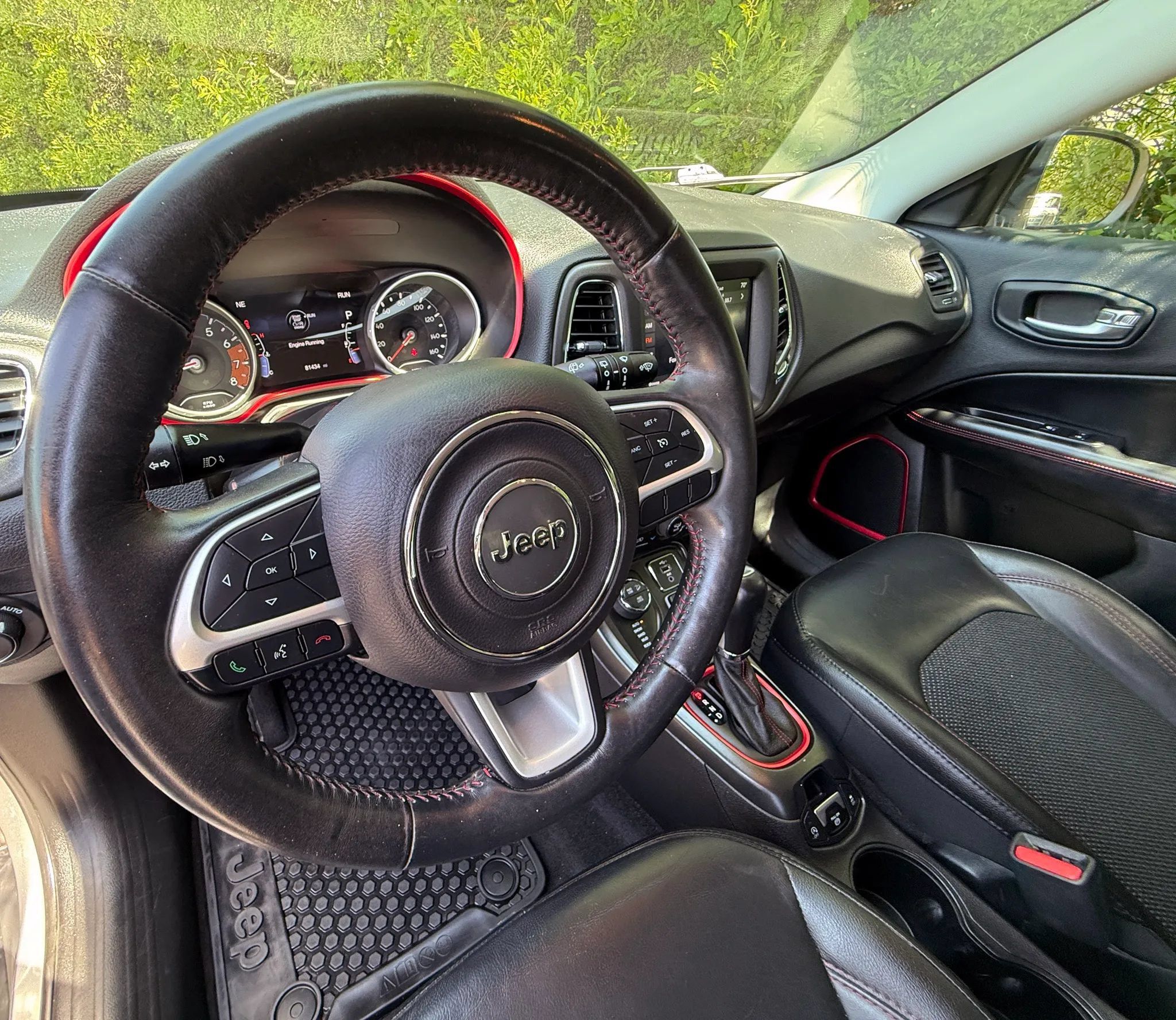 Used 2019 Jeep Compass Trailhawk w/ Cold Weather Group AWD/4WD image 49