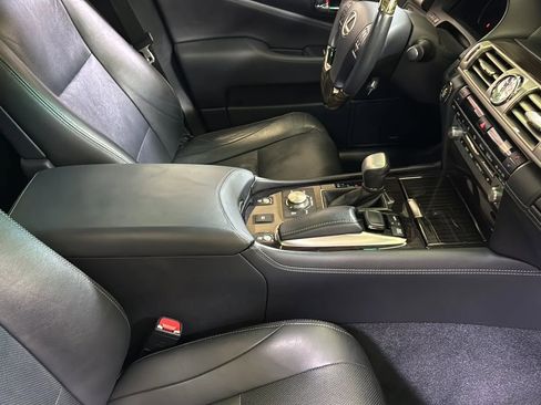 Used 2015 Lexus LS 460 image 23