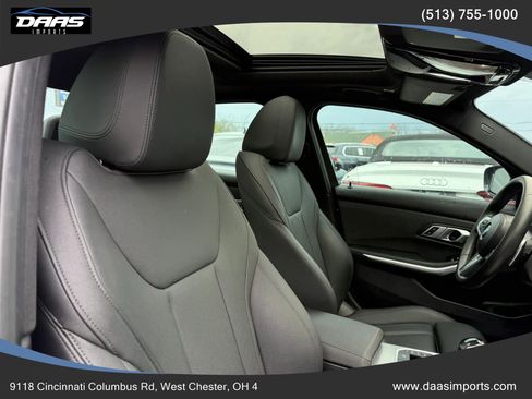 Used 2020 BMW 330i xDrive Sedan w/ M Sport Package AWD/4WD image 30