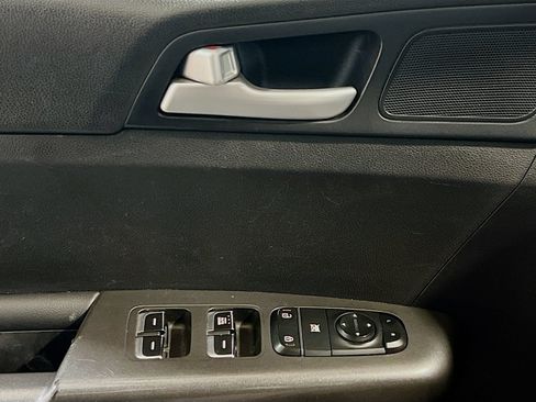 Used 2020 Kia Sportage LX FWD image 13
