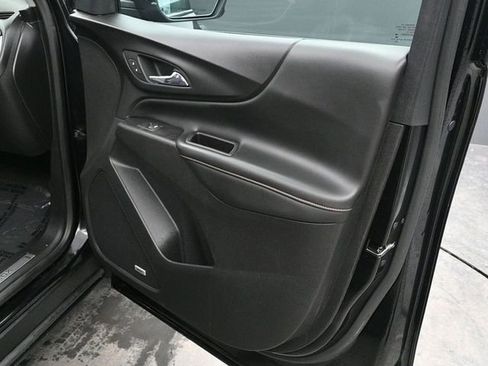 Used 2020 Chevrolet Equinox Premier image 9