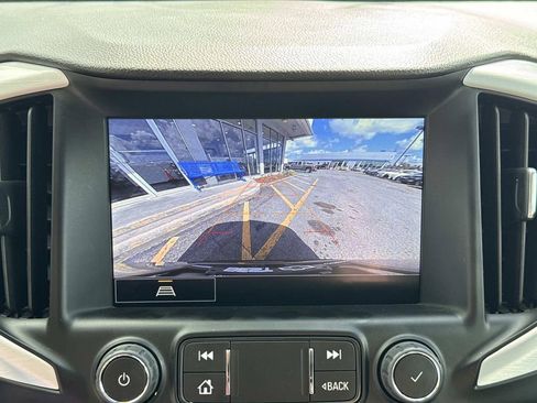 Used 2023 GMC Terrain SLT image 27