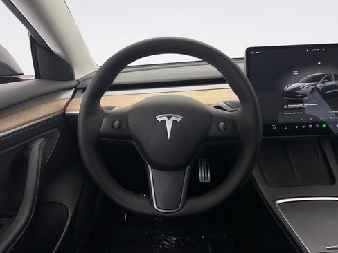 Used 2022 Tesla Model 3 Performance image 12