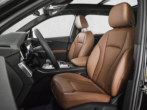 Certified 2025 Audi Q7 2.0T Premium Plus w/ Premium Plus Package image 17