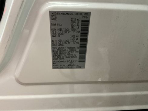 Used 2018 Nissan Pathfinder Platinum image 33