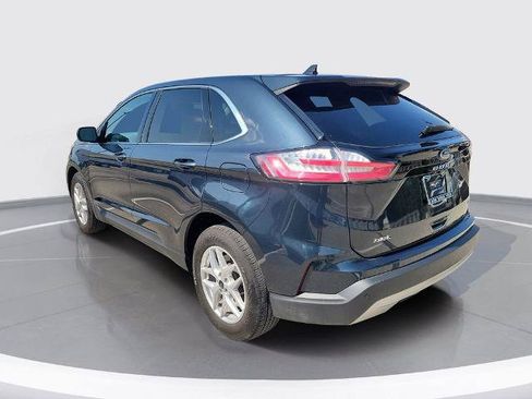 Certified 2023 Ford Edge SEL w/ Convenience Package AWD/4WD image 4
