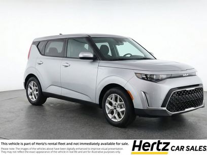 Used 2025 Kia Soul LX w/ LX Technology Package