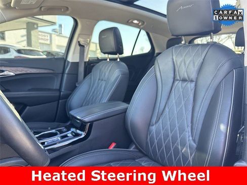 Used 2023 Buick Envision Avenir image 24