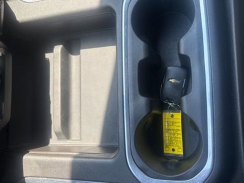 Used 2021 Chevrolet Silverado 1500 LT Trail Boss w/ Convenience Package II image 28