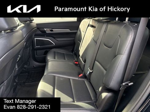 Used 2020 Kia Telluride S w/ S 8 Passenger Seating Package image 17