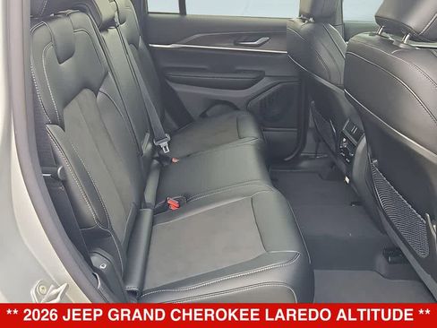 New 2026 Jeep Grand Cherokee Altitude AWD/4WD image 22